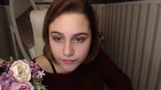 coyeva lustful lady sucks dick