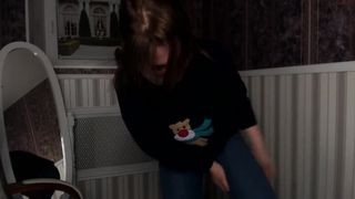 coyeva gets an orgasm from jerking