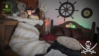 naughty_skull hot babe jerking off her cunt