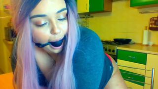 wearethebestinthissite hot babe fucks herself