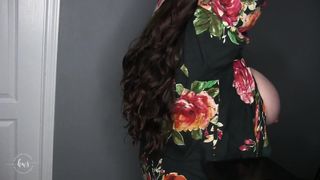 housewifeswag stunning babe fucks her ass hard