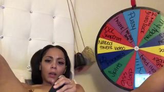 Arnisiaxxx exquisite woman pulls the vagina