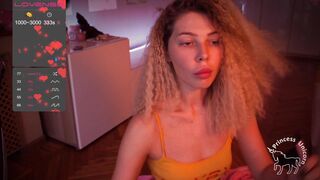 princess_unicorn gorgeous bitch strips and jerks off