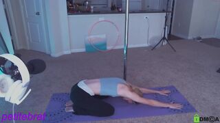 petitebrat ardent slut licks dildo