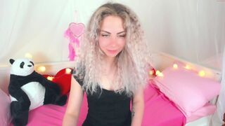 shy_nancy lusty babe puts big tits