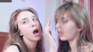 dollorrie the charming female masturbates both holes