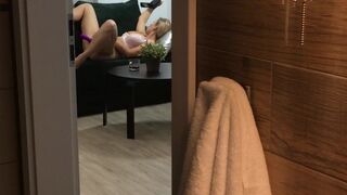 katy hartlova impressive wench effectively jerks her cap