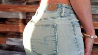 Officialmilfqueen excellent skin in glasses sucks dildo