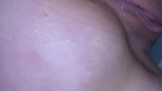 AlexiaXRae puts his fingers in the ass