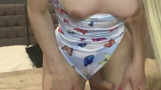 Lara Gabi aka gabrielalara Busty Beauty