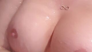 Elisha Shelly aka elishashelly big tit babe in stockings jerks off her cunt