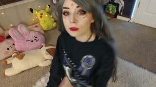 thegoldengoddes babe in stockings fingering sex toy