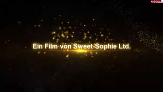 Sweet Sophie MyDirtyHobby babe fingering pussy