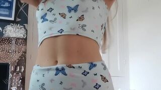 mayakayagaia aka dollylolita beautiful chick fucks a fat man