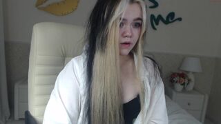 erika__fox openwork blonde dancing a striptease