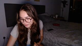 bella_lunar crazy latin latina fucked by dildo