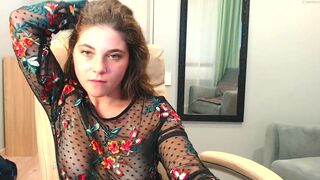 bella_for_you sexy whore masturbates with a phallus