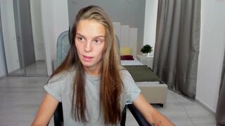 angela__boom amazing whore shows juicy holes