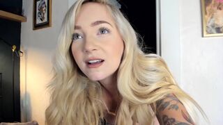 alittlepeach sexy mare fingering ass