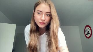 strawberryjamx Wonderful girl