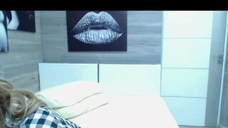 laylamattie naughty brunette is petting natural tits