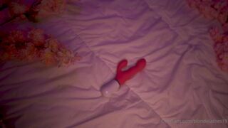 blondelashes19 amazing whore shows juicy holes