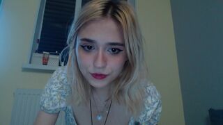 holymollylight Luxurious young lady