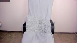 gabbi_i amazing whore shows juicy holes