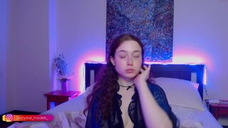 ur_melody young babe jerks both holes