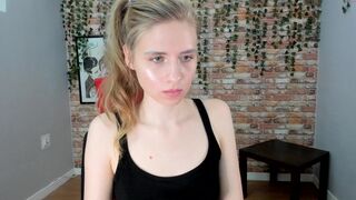 saskiadragon_ Charming woman