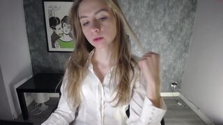 saskiadragon charming bitch gets fucked in pussy