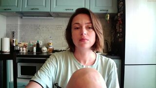 monika_and_max Busty confused