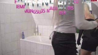 PrettyNina MyDirtyHobby naughty mare fucks pussy sex machine