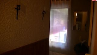 MysexyMel MyDirtyHobby babe caresses shaved pussy