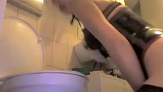 Fistingqueen MyDirtyHobby beauty in sexy red outfit