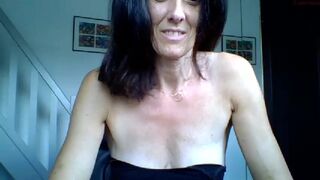 lilyofthevalley Vagina close up