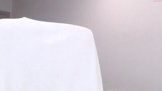 lady_ada chick eagerly absorbs dildo