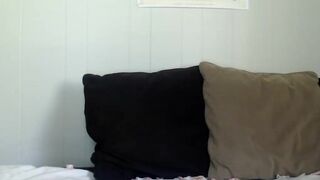 kipsy420 slim confused gently squeezes vagina