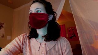 internet_famous crazy quaint caresses shaved cunt