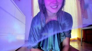 olaya_del_mar slutty slut masturbates shaved pussy