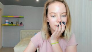 stephanie_evans blonde nymph seduces with slut tits