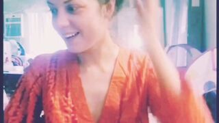 elenakoshkaxoxo Lustful brunette