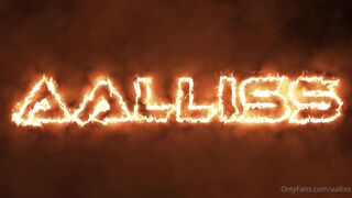 aalliss Pretty young lady