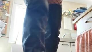 Mistress Courtney aka misscourtneym onlyfans sweet babe masturbates on the bed