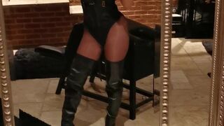 Mistress Courtney aka misscourtneym onlyfans beautiful bitch is banging with sex machine