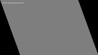 Mistress Courtney aka misscourtneym onlyfans jerking off the clit on the bed