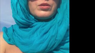 Helena Price OnlyFans aka IAmHelenaPrice lights with sex machine