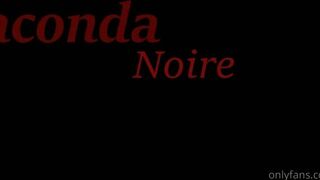 Anaconda Noire onlyfans attractive slut is content with a rubber dick