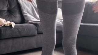 guesswhox2 gorgeous model strips and pulls pussy