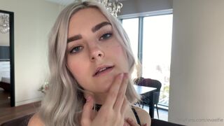 evaelfie crazy latin latina fucked by dildo